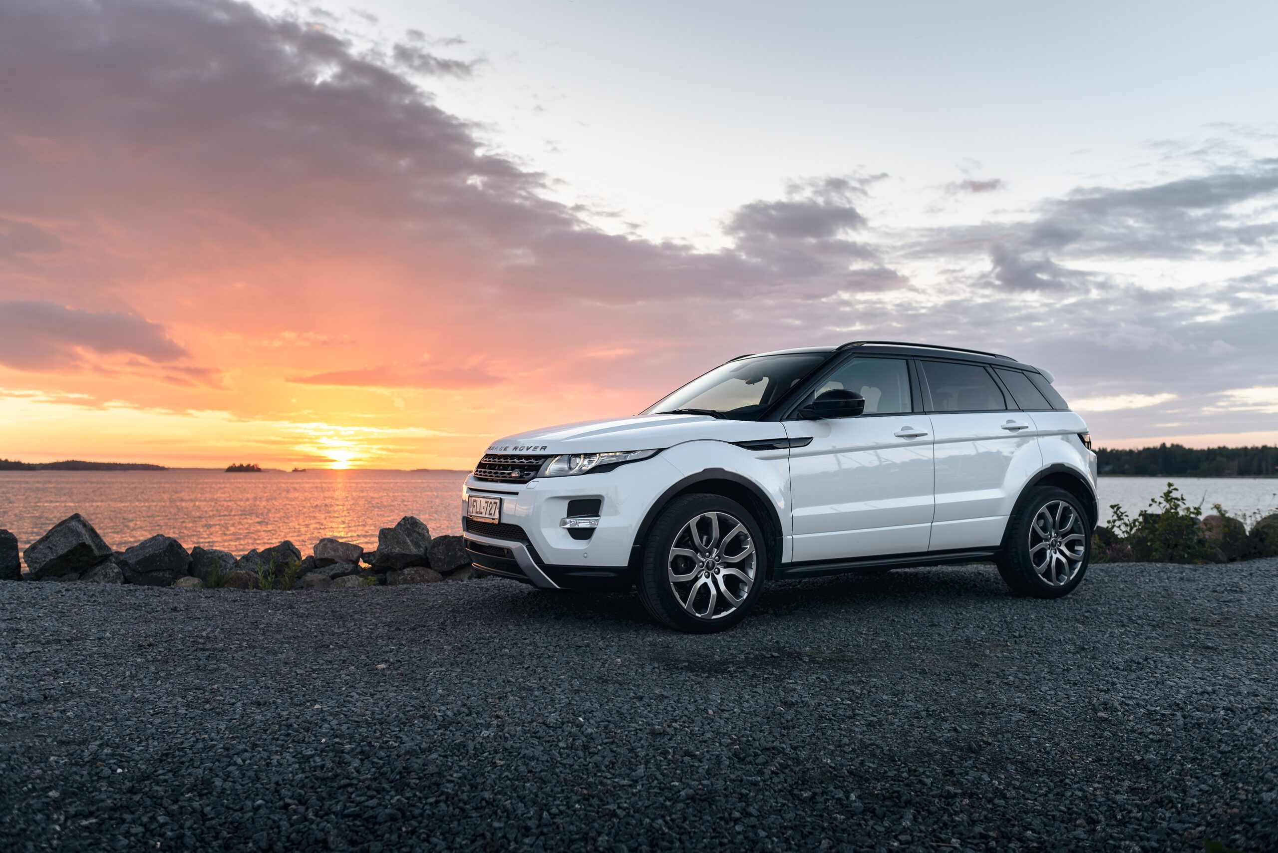 Land Rover Range Rover Evoque-maasturi-neliveto-diesel-kesa-kuva jere makela