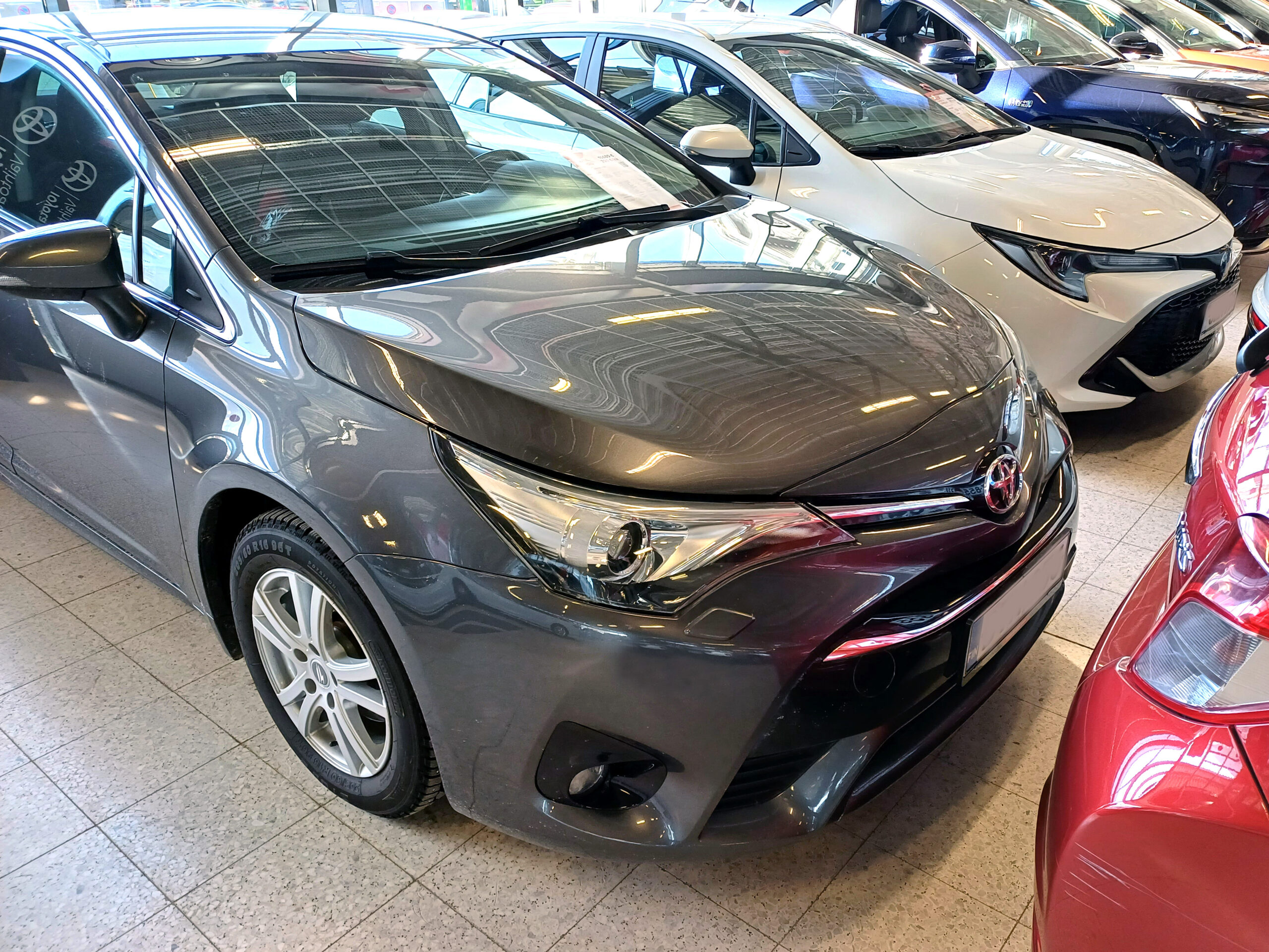 toyota-vaihtoautot-myymala-vaasa