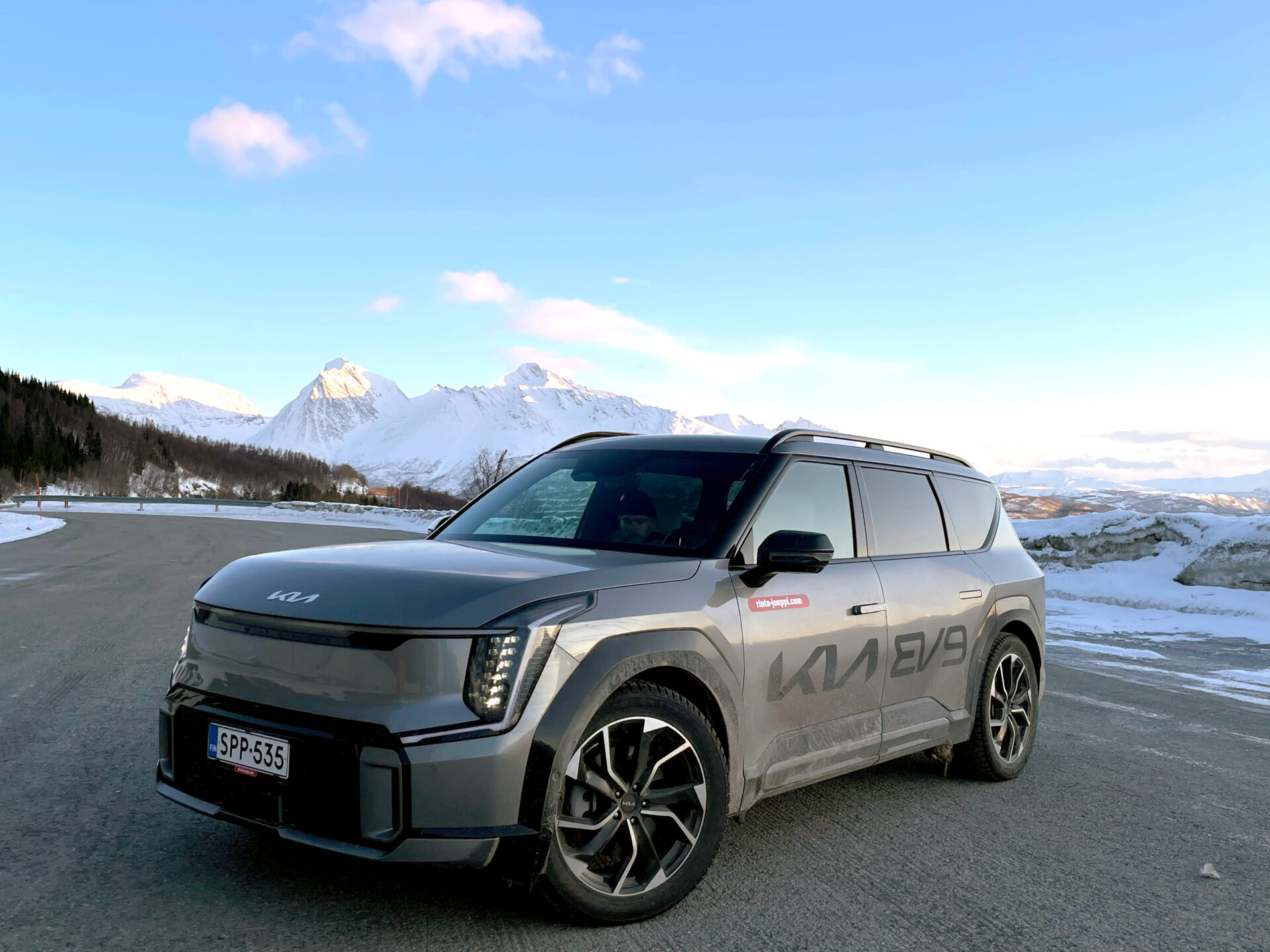 Sähköautolla Lappiin-Kia EV9-Vili Saarinen-Kilpisjärvi-talvi (7)